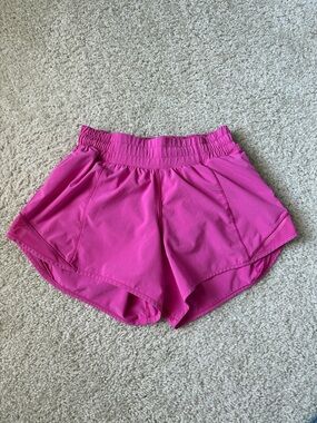 Lululemon Hotty Hot Low Rise Pink Shorts Size 2